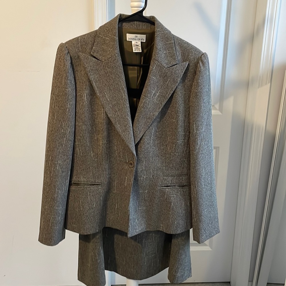 Brand:Donna Gray, S:14,C:brown/tan.New2 pcs suit,Mat:Cotton, polyester,Rayon.